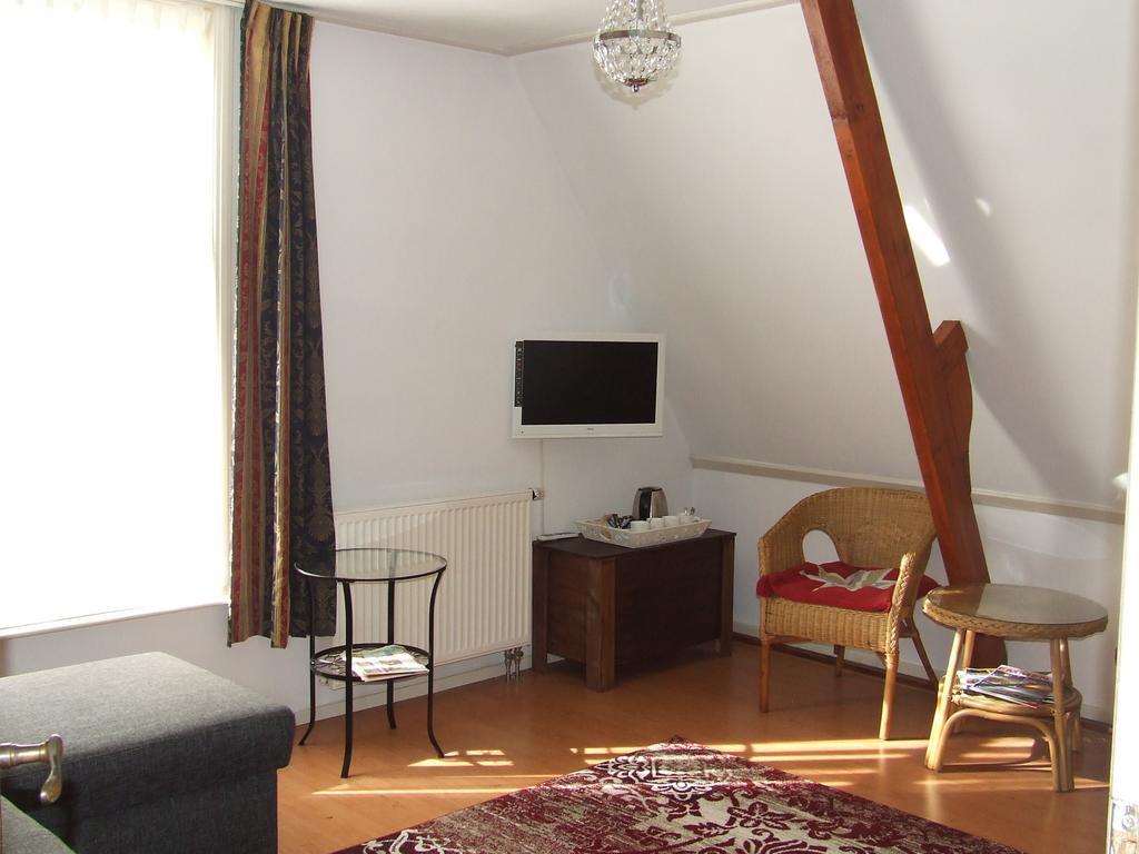 B&B 'T Nije Huus Schoonoord Стая снимка